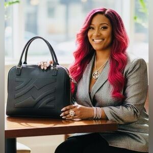 SALVATORE FERRAGAMO Leather Bag, Vintage. EUC